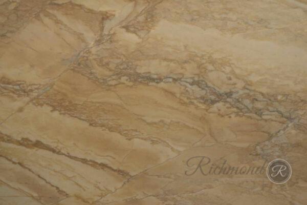 Macaubas_Gold_Leather_Close_1