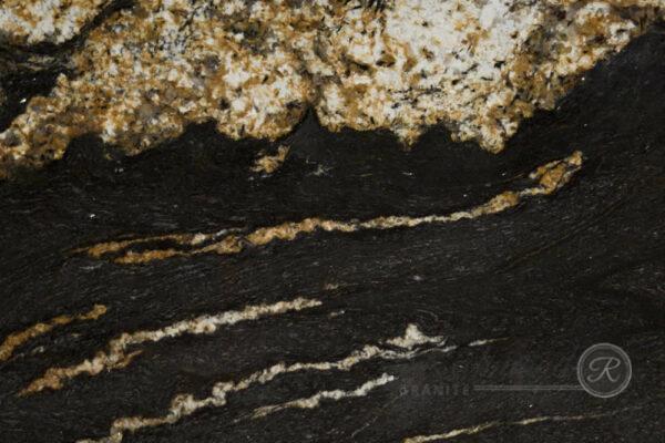 Mambas_Polish_Close_1