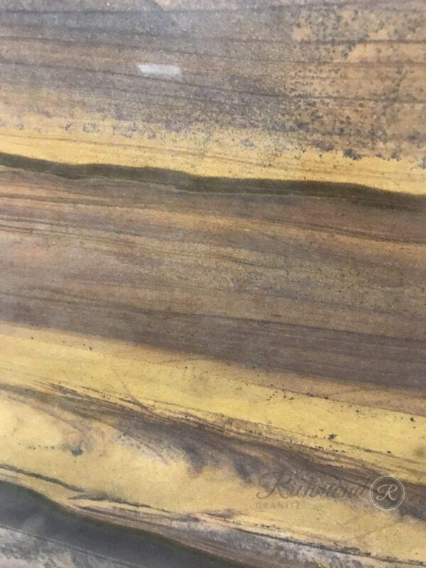 Quartzite - Las Vegas Rock close-min